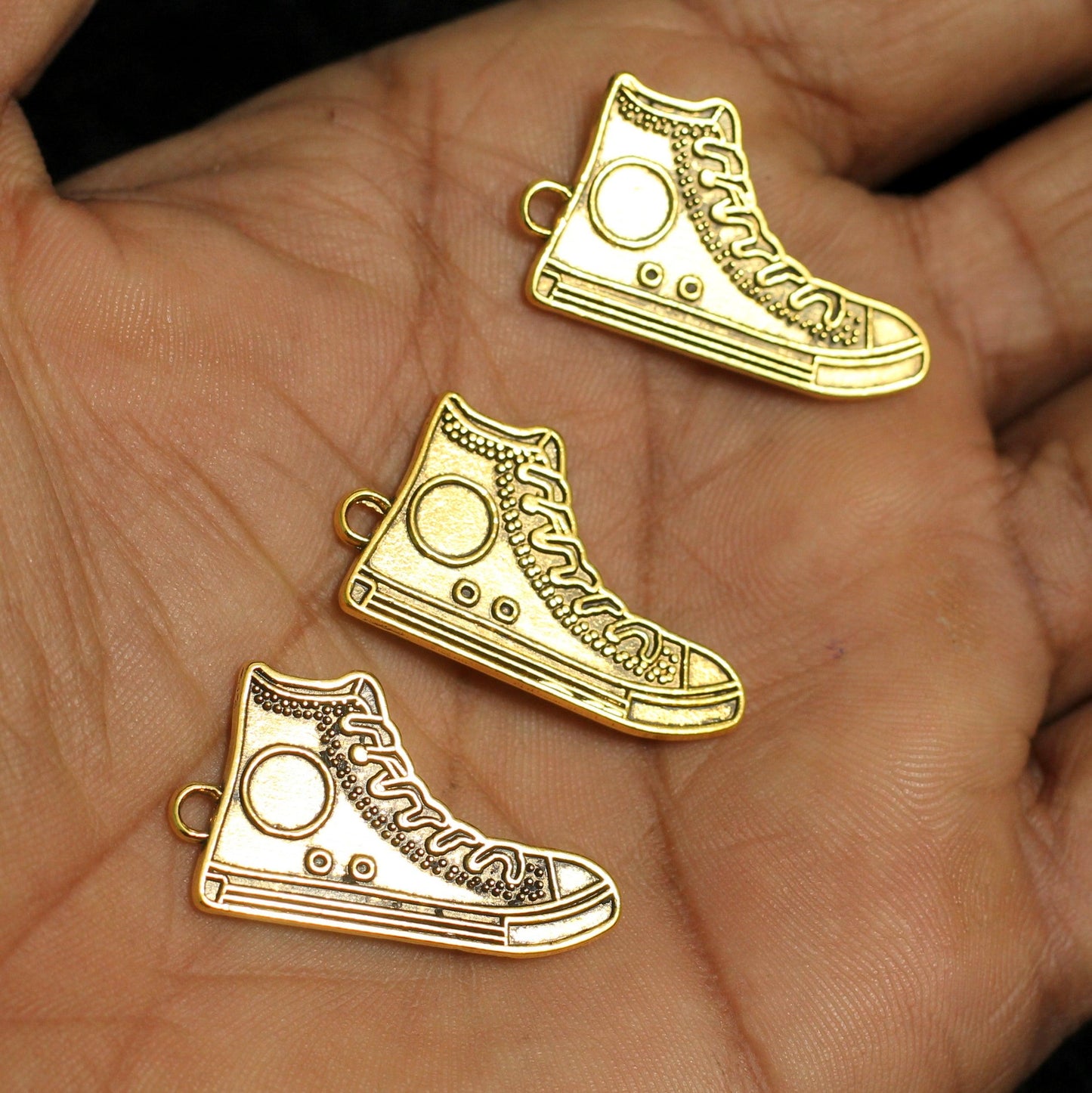30x17x1.5mm Tibetan Alloy Shoes, Charms Antique Golden - Golden / Shoes / 10 Pcs