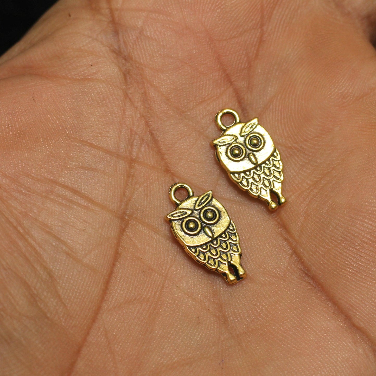 25 Pcs German Silver Owl Charms Golden 17x09mm - Golden / German Silver / Figures