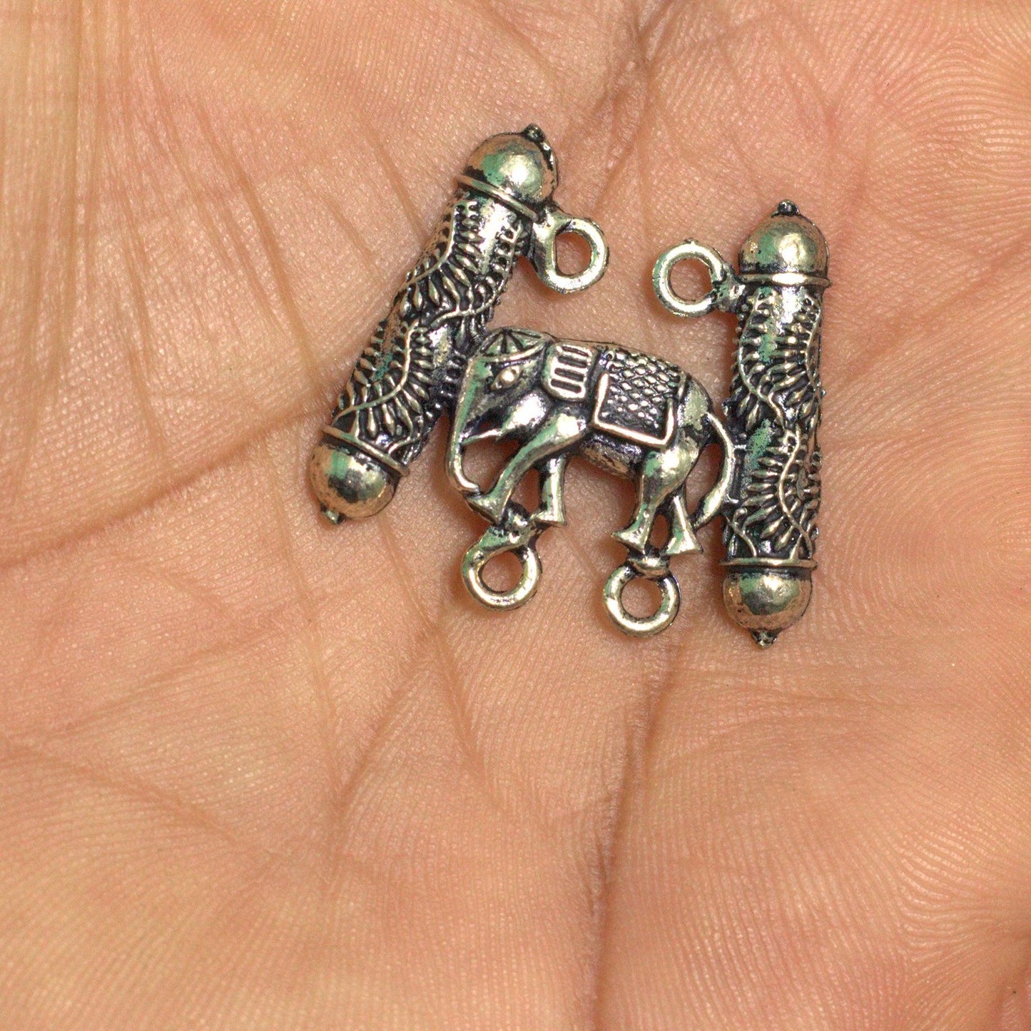 2 Pcs, 25mm German Silver Elephant Pendants - Silver / German Silver / 25mm