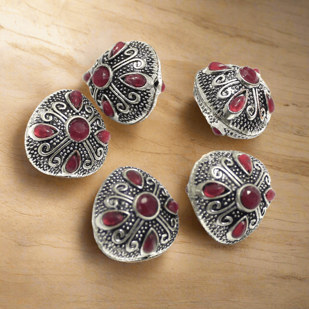 5 Pcs, 22mm German Silver Designer Stone Beads - Silver / German Silver / Triangle