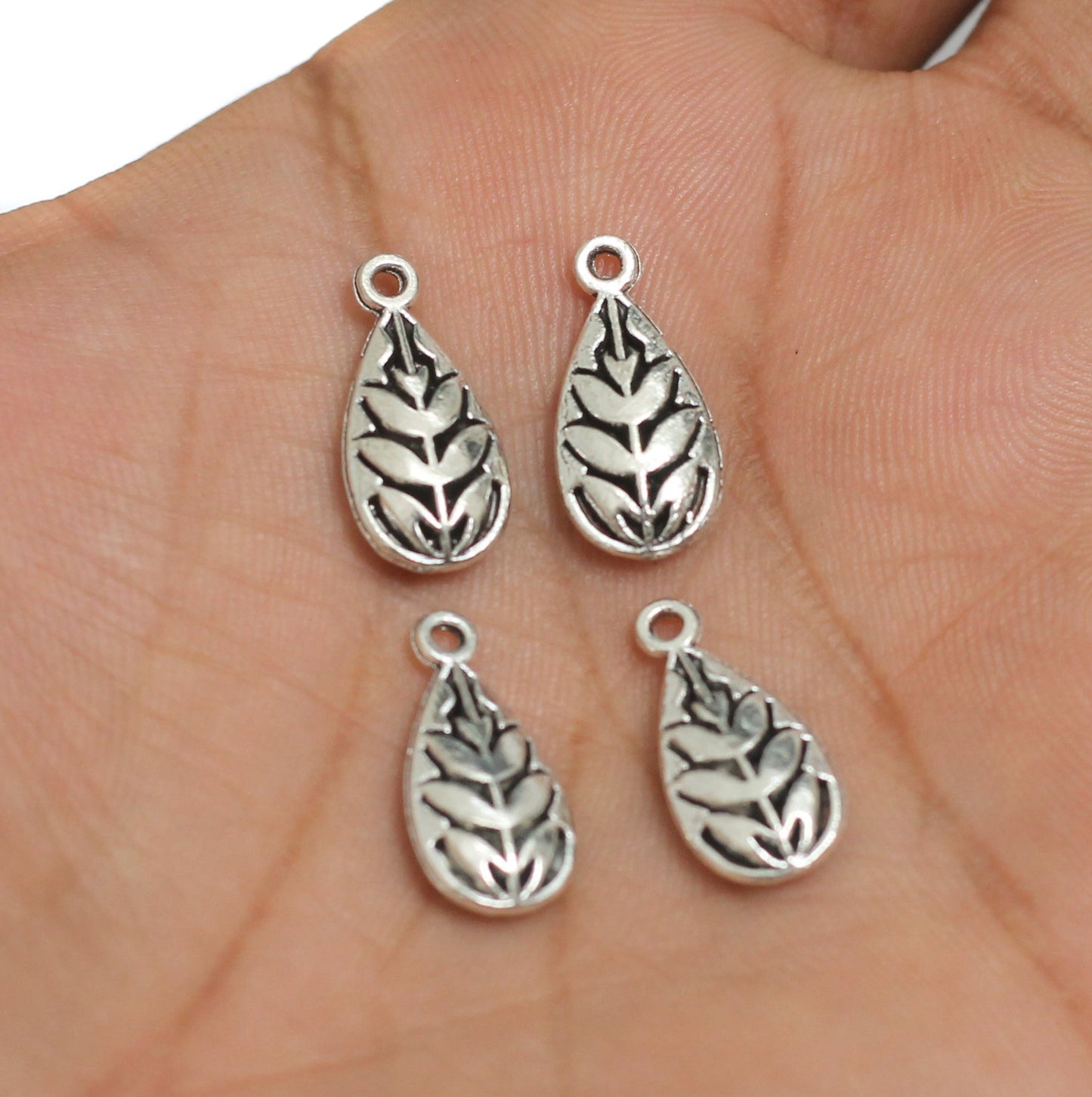 18x8mm, German Silver Leaf charm - Golden / 50g