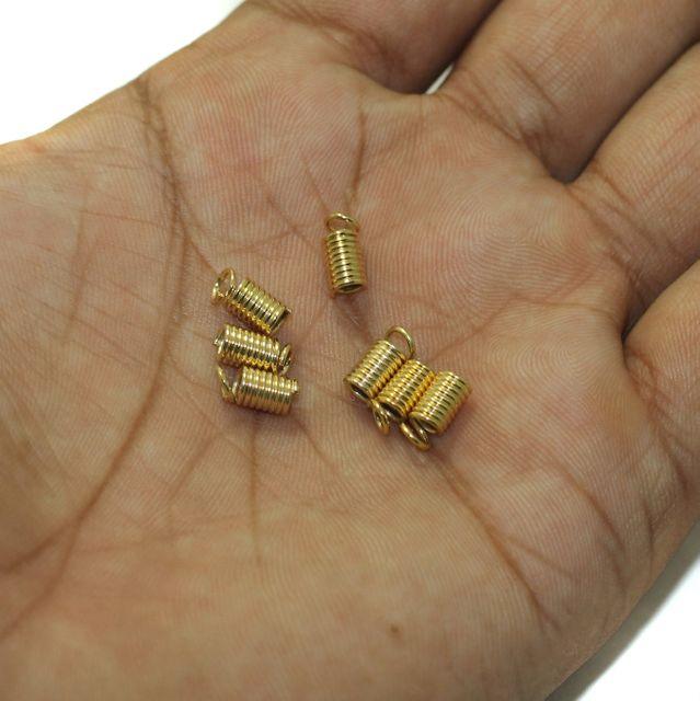 100 Pcs, 15mm Spring Tips Cord Ends Golden - Golden / 15mm