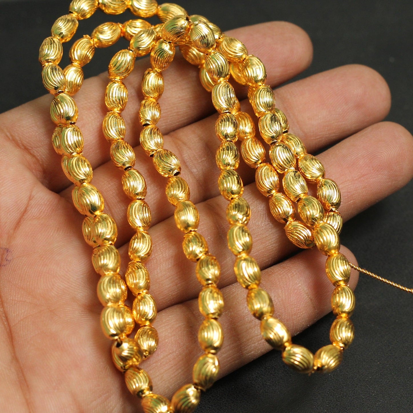 6mm Brass Oval C Cut Gold Beads - Golden / 6mm / 1 String