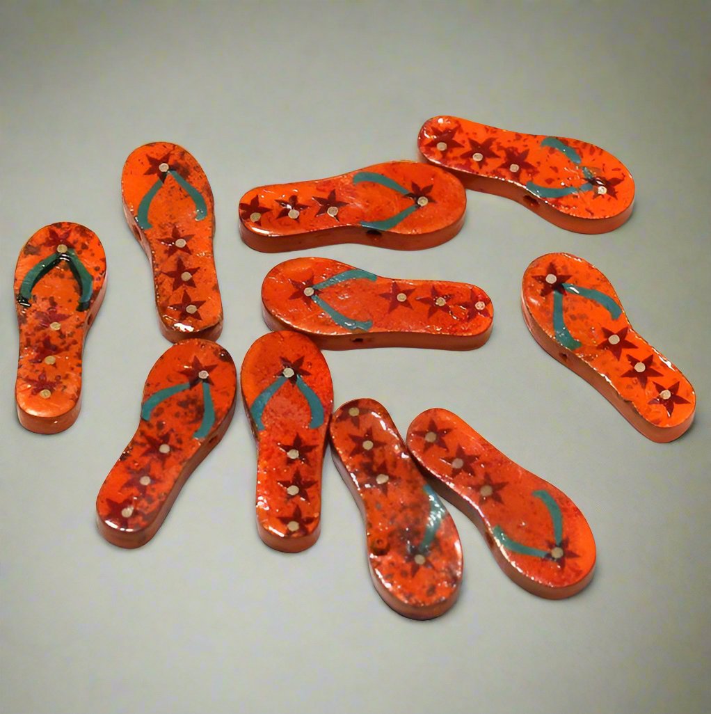 20 Pcs, Wooden Colored Sleeper Beads - MultiColor / Wood / Figures