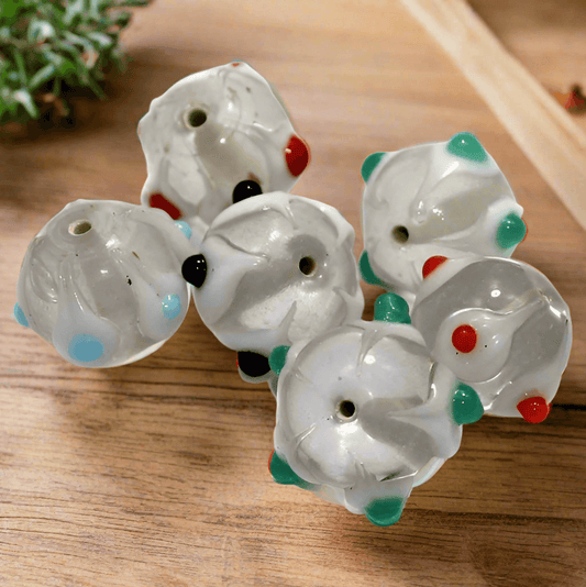 20 Bump Dotted Round Beads White 20mm - White / Glass / Round