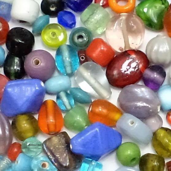 100+ Basic Beads Assorted 6-28mm - MultiColor / Glass / Assorted