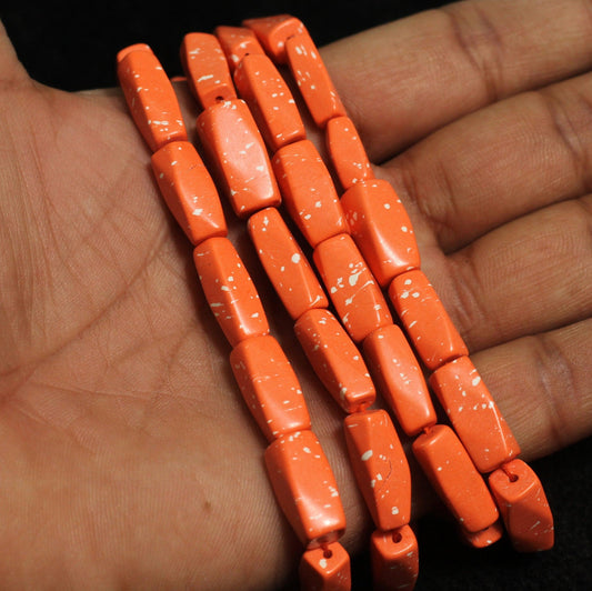 2 Strings Semiprecious Howlite Beads 21x12mm - Red / Stone / Twisty