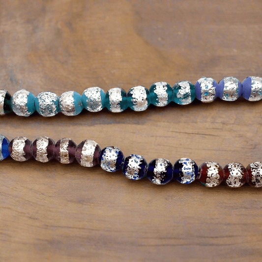 40 Silver Foil Sugar Round Beads Assorted 10mm - Silver / Glass / Round