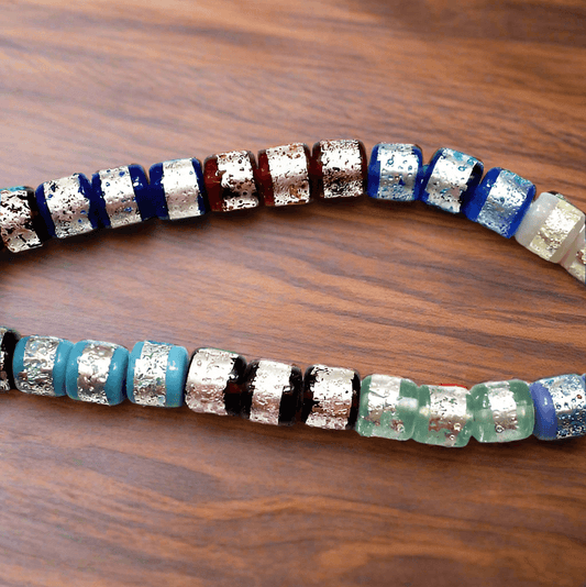 30 Silver Foil Sugar Barrel Beads Assorted 10mm - Silver / Glass / Tyre