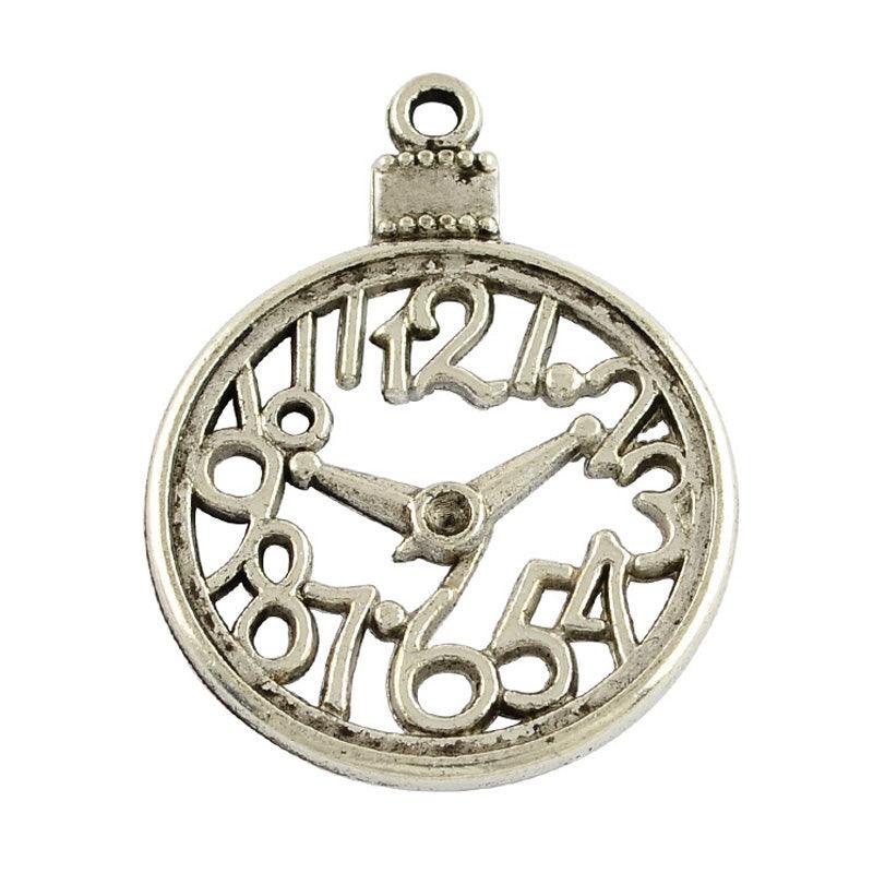 1.5 Inch Tibetan Alloy Pendants Antique Silver Rhinestone Settings - Silver / Round / 2 Pcs [ Rs 47.5 / Piece ]