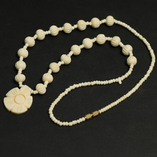 21 inch Bone Beads Necklece With Pendant White - White