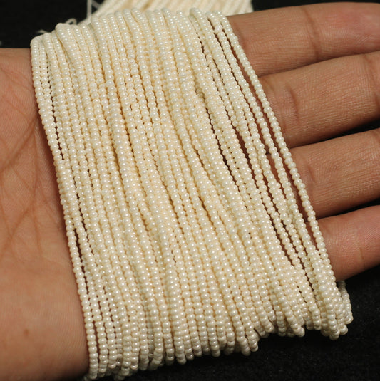 10 Strings, 11`0 Preciosa Seed Beads Off White - Glass / Off White / 11`0