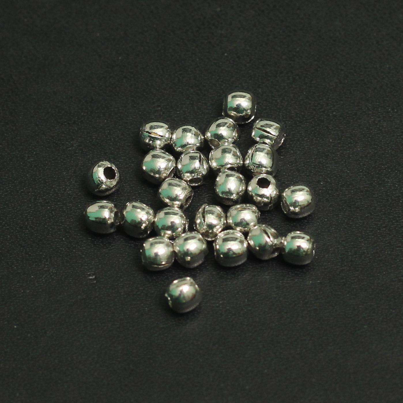 4mm Silver Plated Brass Round Beads - Silver / 4mm