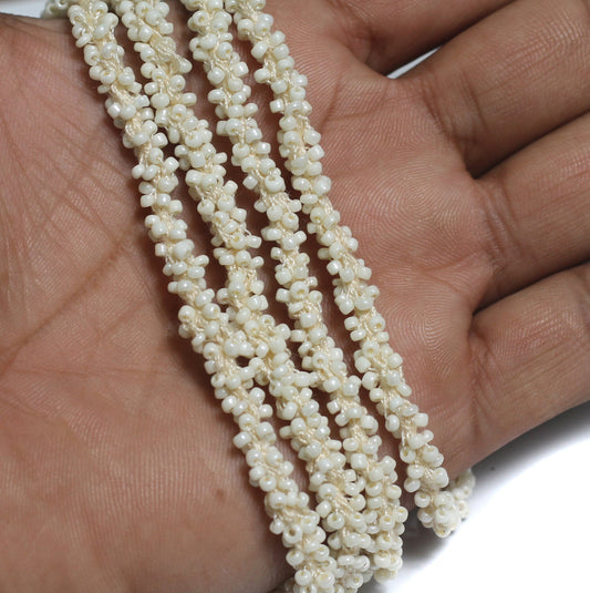 1 Mtr Luster Seed Bead Beaded String For Necklace - White / Glass / 11`0