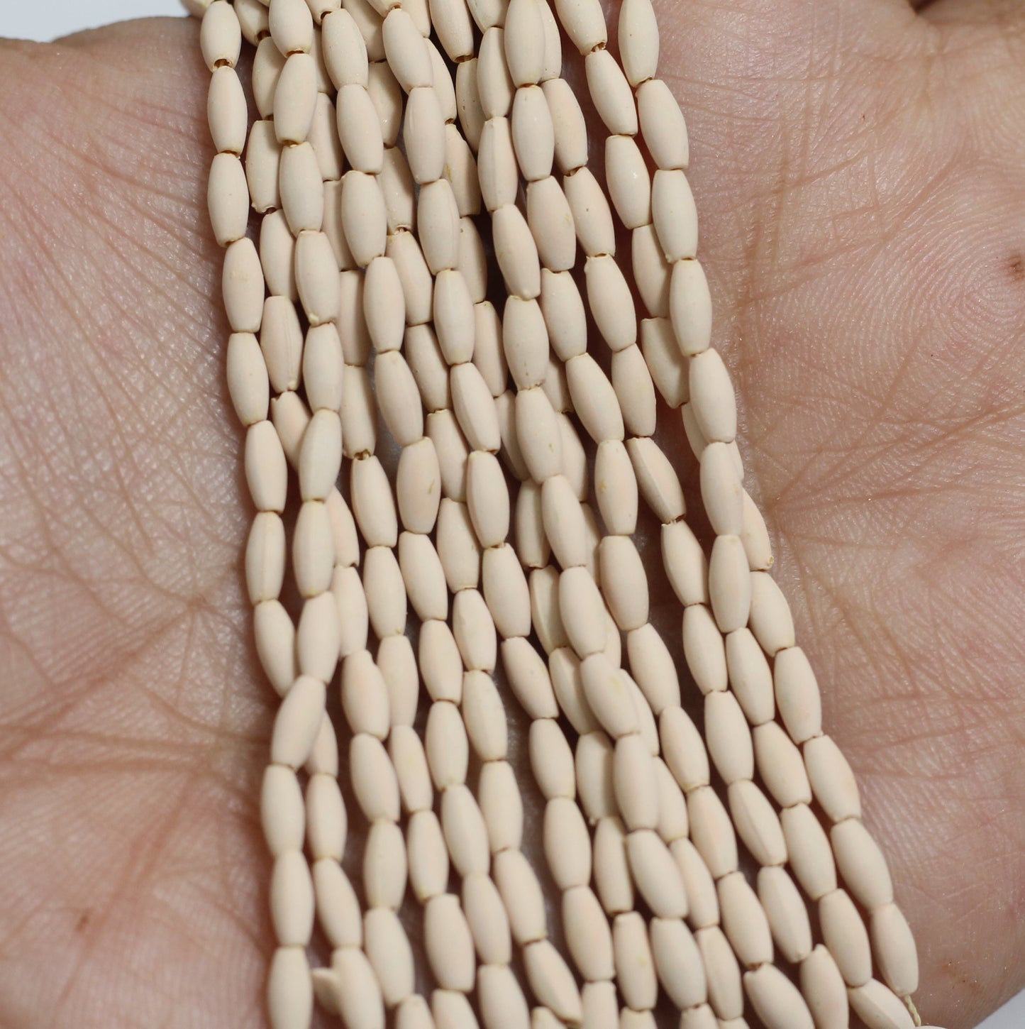 14 Strings, 5x2mm Off White Acrylic Oval Beads - White / Acrylic / Oval