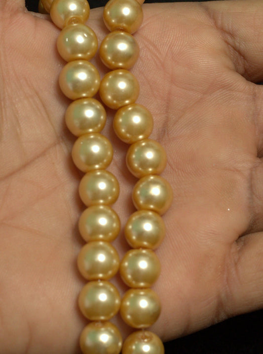 Glass Pearl Round Beads - Golden / 10mm / 1 String