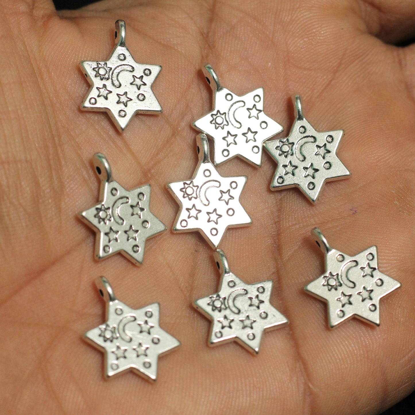 19.5x15.5x2mm, Alloy Star Charms Antique Silver - Silver / Star / 10 Pcs