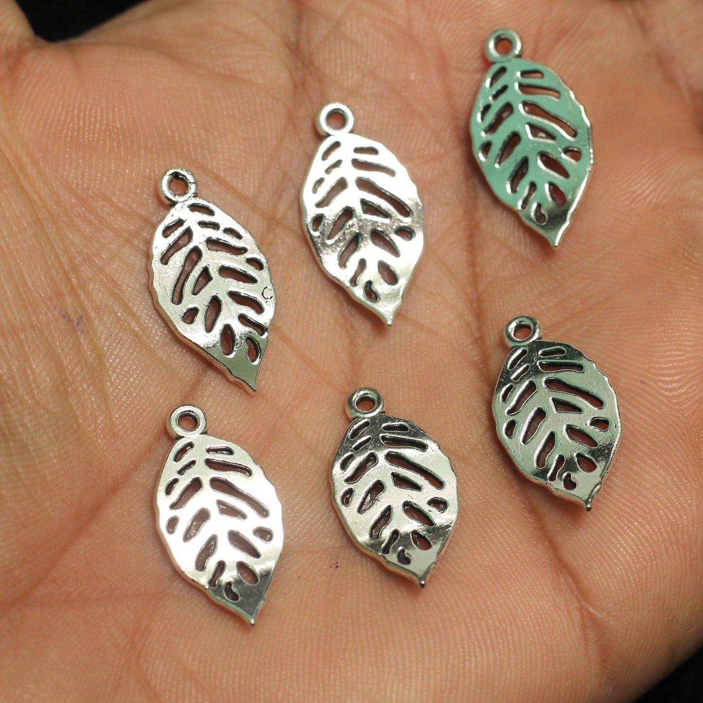 23mm German Silver Leaf Charms - Silver / German Silver / 10 Pcs [ Rs 9.5 / Piece ]