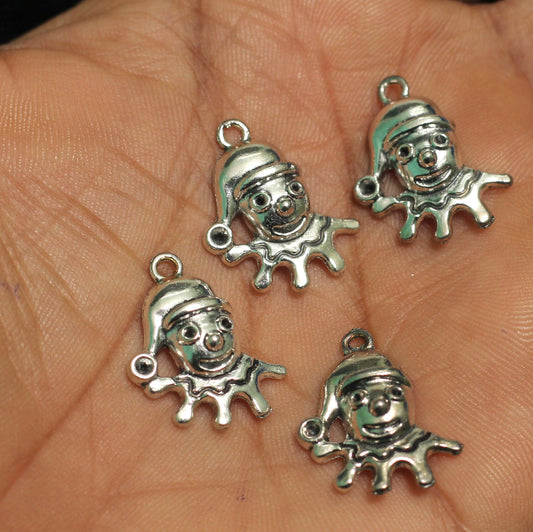 20 Pcs German Silver Charms, Size 21x14mm - Silver / German Silver / Figures