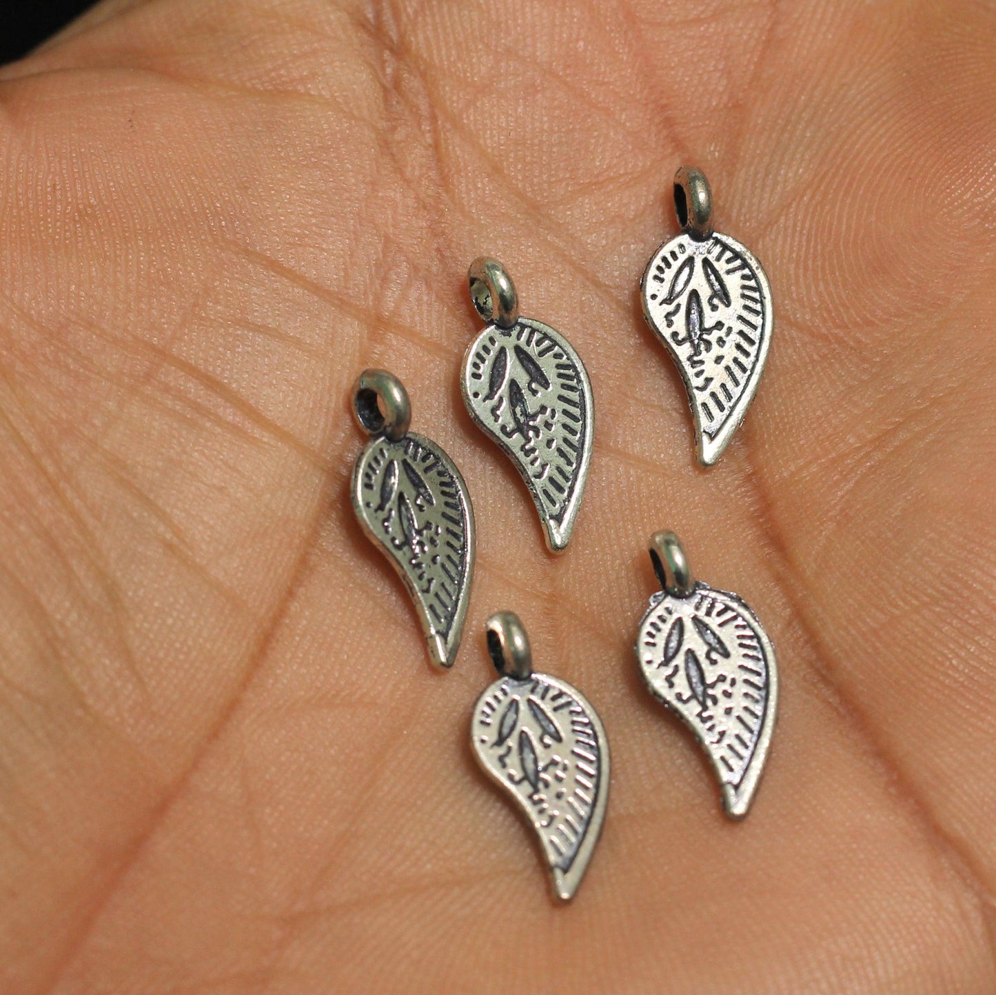 German Silver Leaf Charms 14mm - Silver / German Silver / 10 Pcs [ Rs 7.5 / Piece ]
