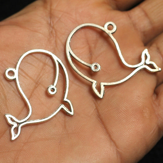 10 Pcs German Silver Fish Pendants 1.5 Inches - Silver / German Silver / Figures