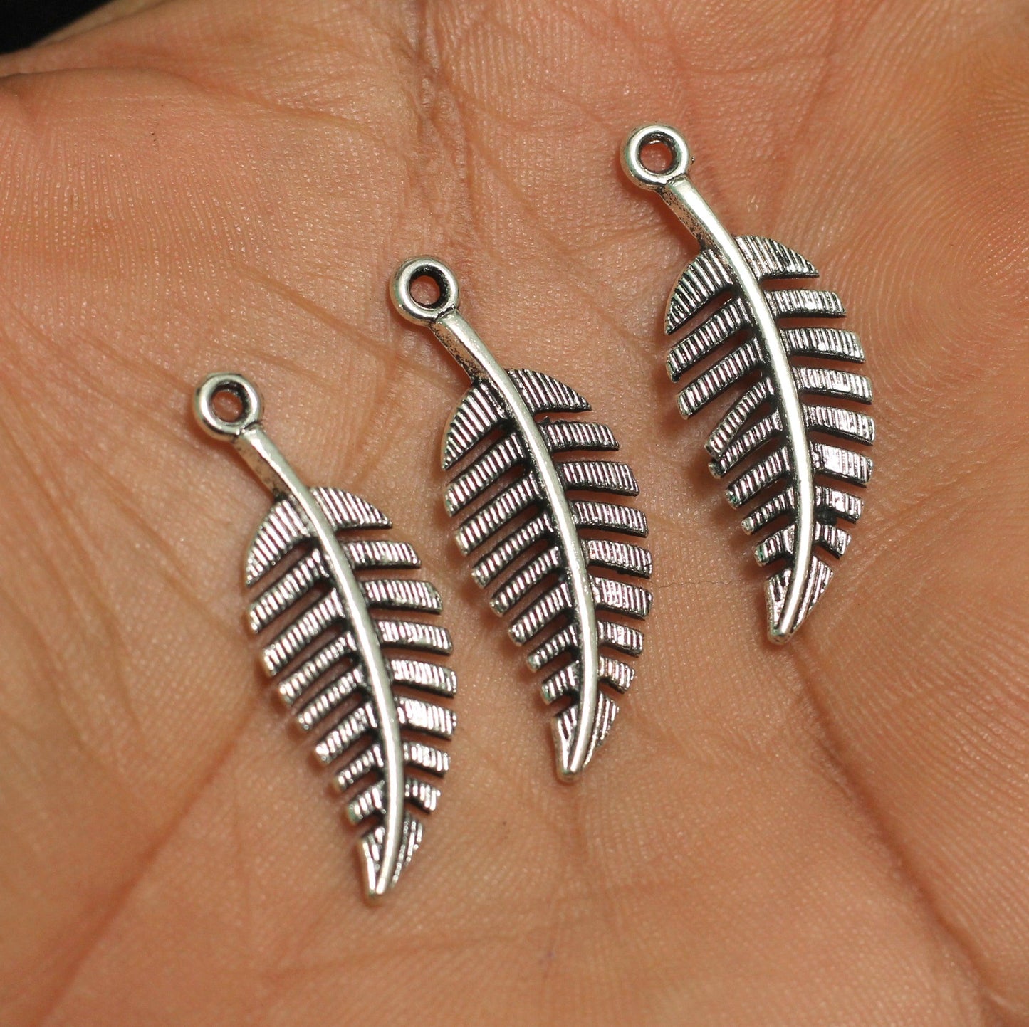 German Silver Leaf Charms 22mm - Silver / German Silver / 10 Pcs [ Rs 9.5 / Piece ]