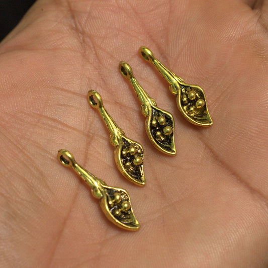 25 Pcs German Silver Charms Golden 21X6mm - Golden / German Silver / Figures