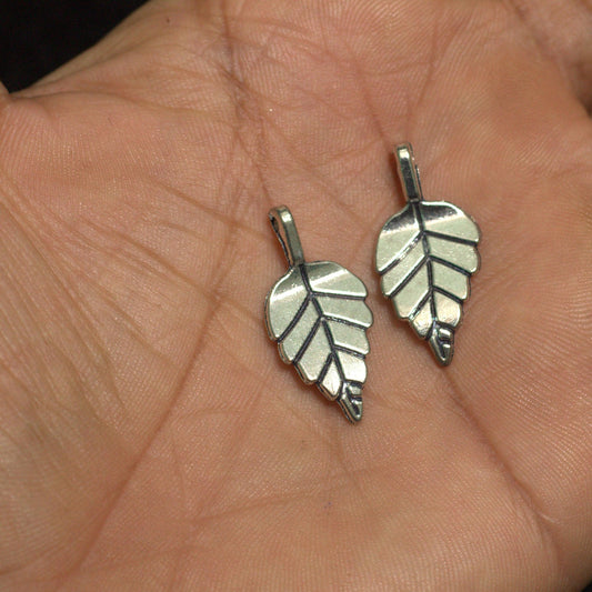 German Silver Leaf Charms 19mm - Silver / German Silver / 10 Pcs [ Rs 9.5 / Piece ]