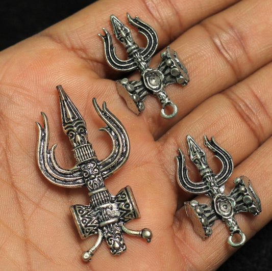 1 Set, German Silver Lord Shiva Trishul Pendant with Earrings Set - Silver / German Silver