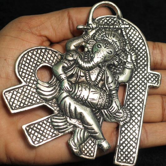 1 Pc German Silver Lord Ganesha Pendant Silver - Silver / German Silver