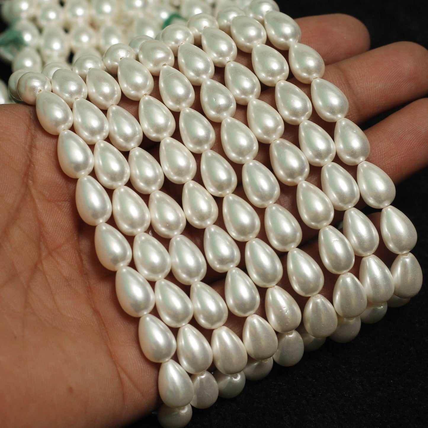 12x8mm Shell pearl Drop Beads White - White / Drop / 1 String