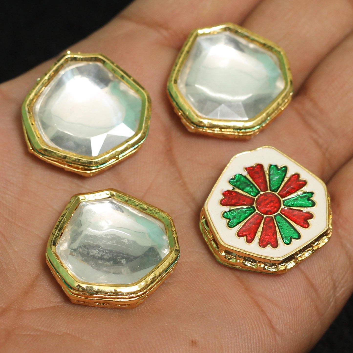 26mm, Kundan Connectors Golden - Golden / Kundan / 4 Pcs