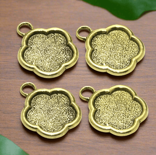 10 Pcs. German Silver Pendants Golden 28x23 mm - Golden / German Silver