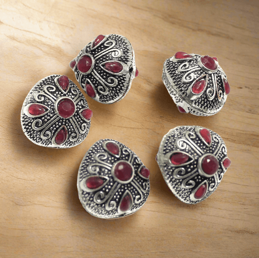 5 Pcs, 22mm German Silver Designer Stone Beads - Silver / German Silver / Triangle