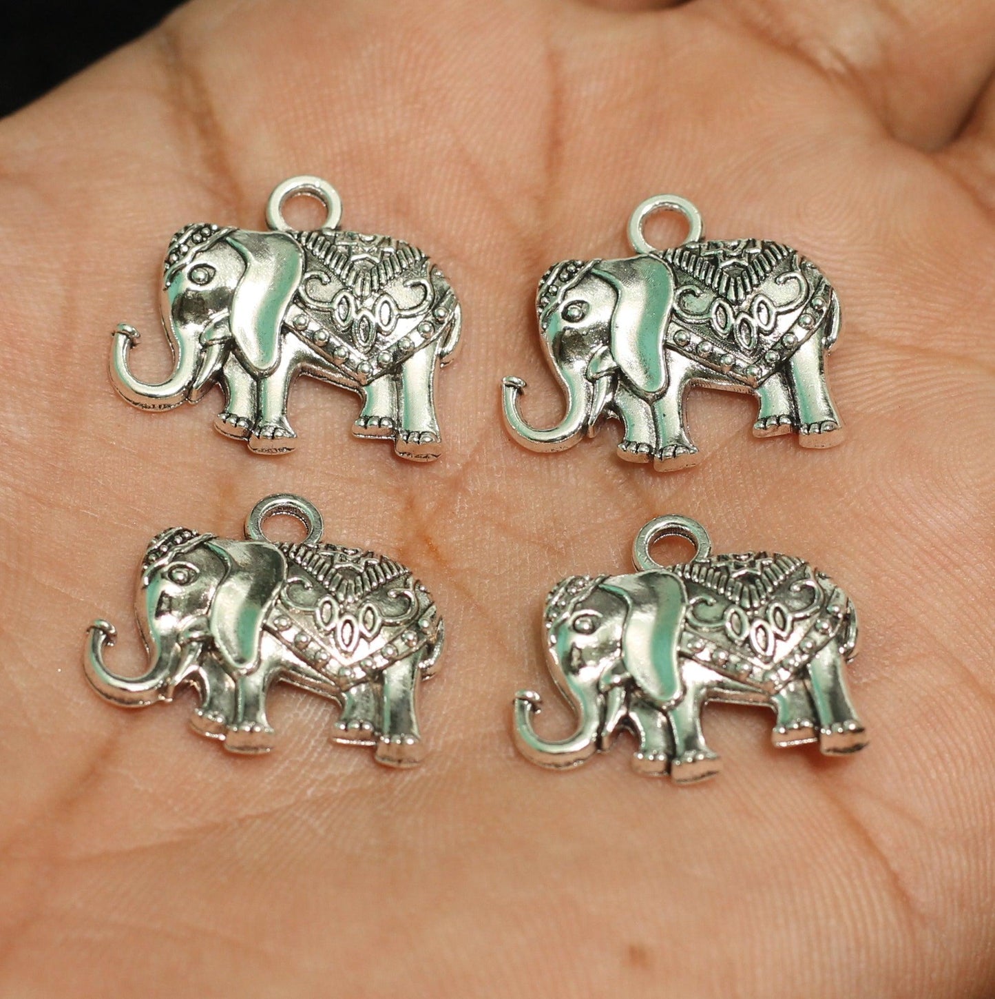 19x21mm German Silver Elephant Charms - Silver / German Silver / 10 Pcs