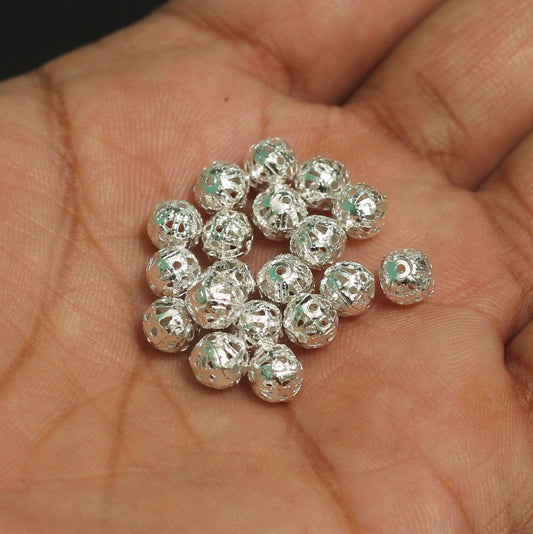 6mm Round Metal Balls - Golden / 6mm / 100 Pcs