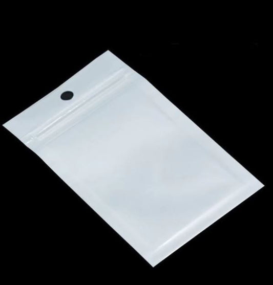 Imported Zip Lock Bags - White / 6x10 Cm / 100 Pcs