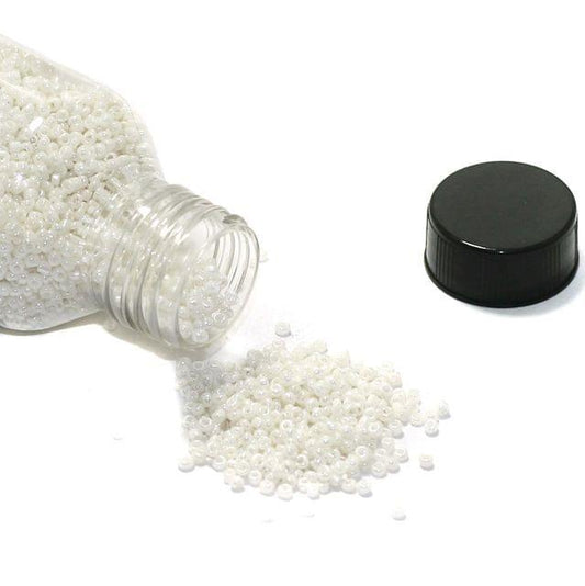 Glass Opaque Seed Beads White 11/0 - White / Glass / 100 Gm