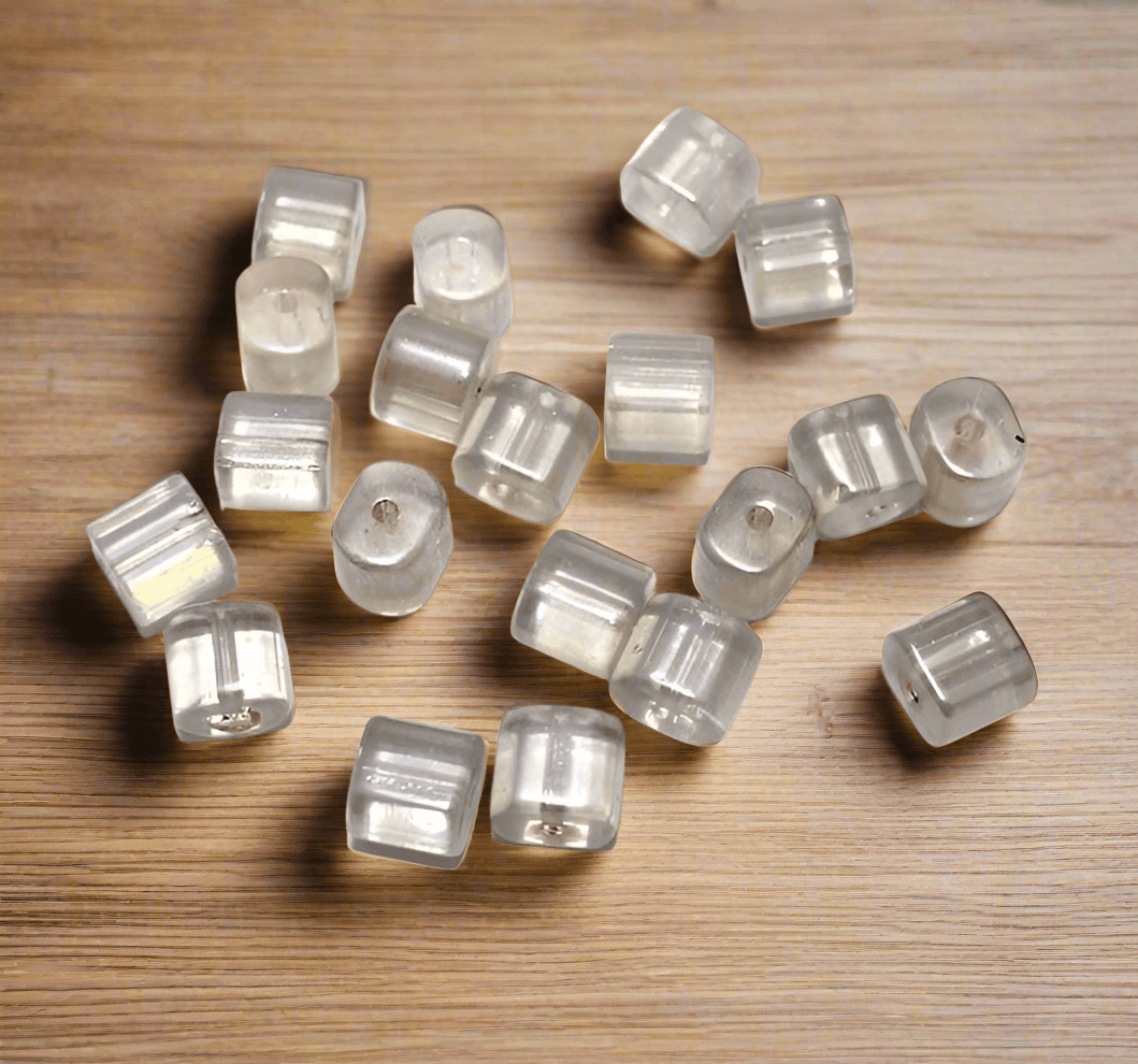 200 Special Polish Glass Beads Opal ( U Shape ) 8 mm - Off White / Glass / Tyre