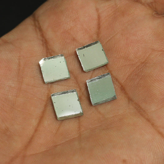 10x10 MM Silk Thread Jewellery Making Glass Square - Glass / Square