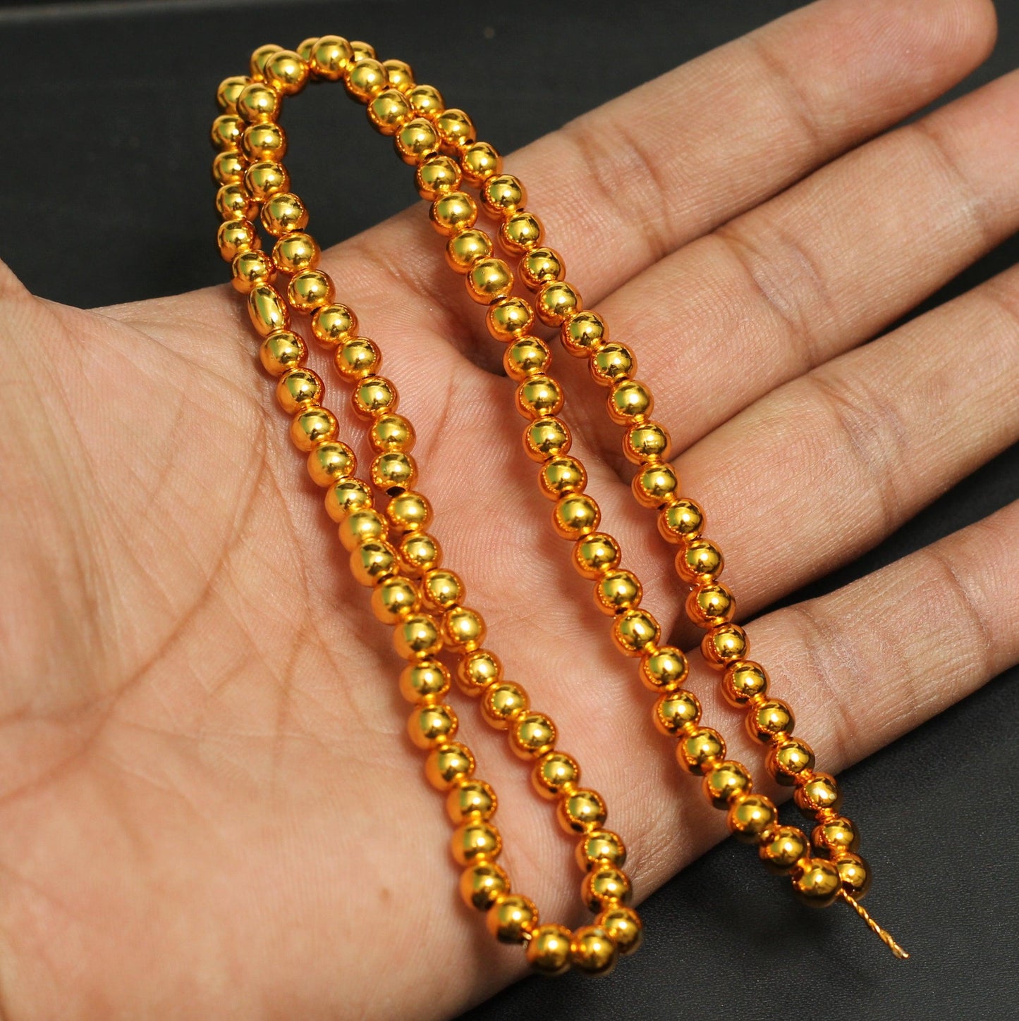6mm Brass Round Gold Beads - Golden / 6mm / 1 String