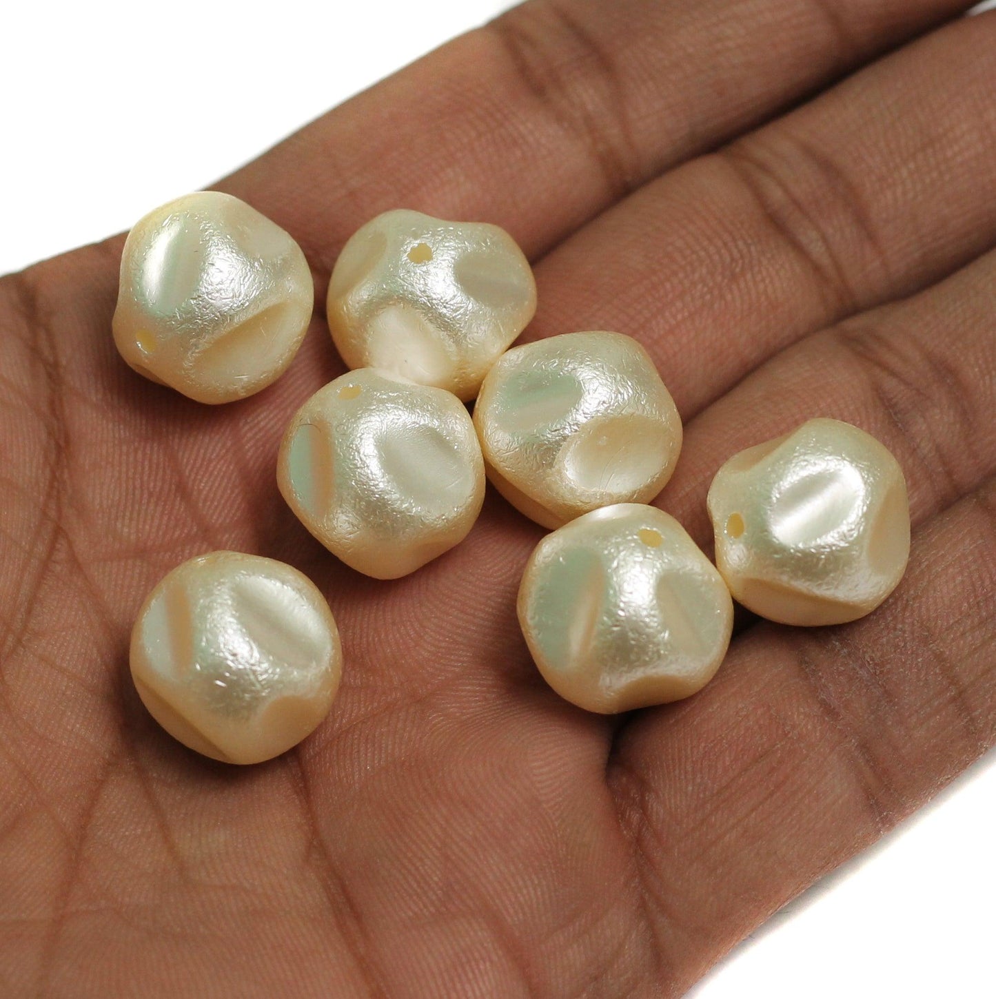 20 Pcs, 16mm Off White Pearl Coated Acrylic Beads - Off White / Acrylic