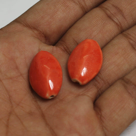 10 Pcs, 20x16mm Ceramic Oval Beads Red - Red / Ceramic / Oval