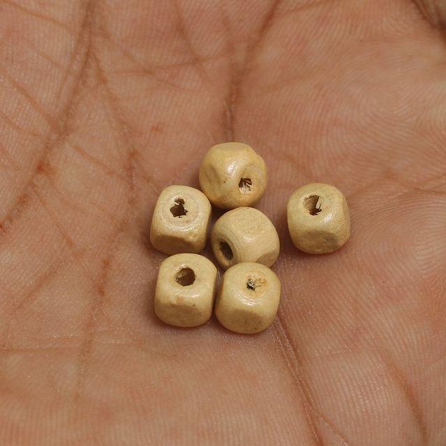 200 Pcs, 6mm Cream Wooden Square Beads - Off White / Wood / Square