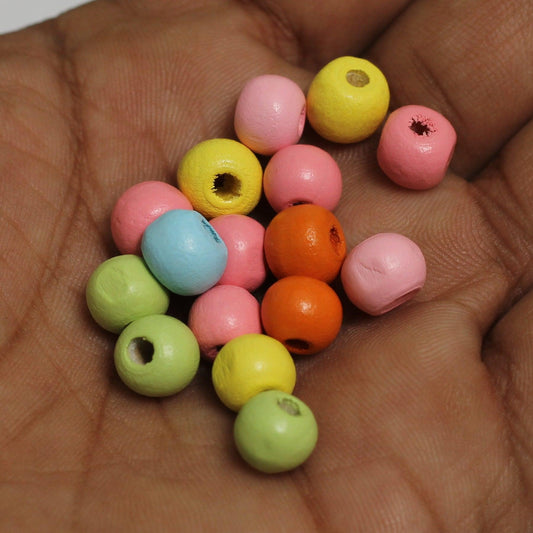 7mm Round Wooden Beads - 200 Pcs [ Rs 0.63 / Piece ]